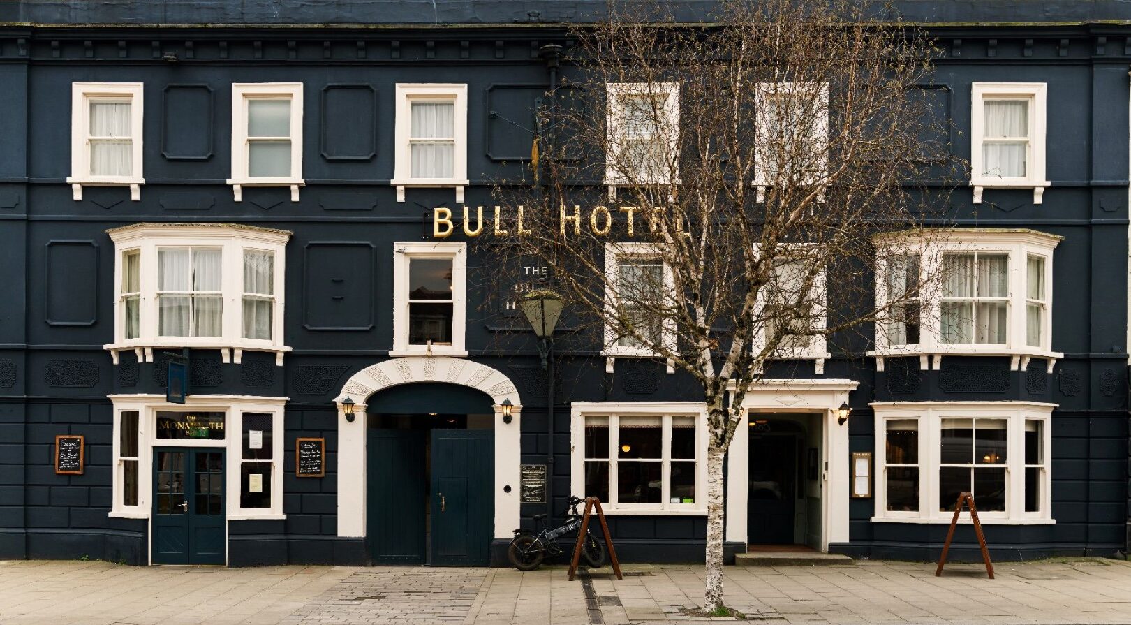 Bull hotel